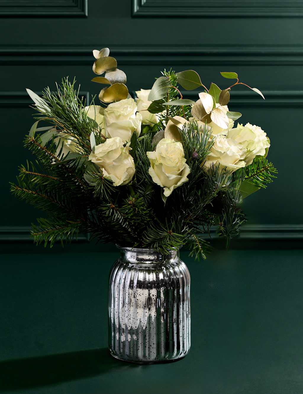 Flower Market Luxury White Rose Christmas Bouquet with Vase