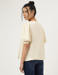 Tie-Up Neck Half Sleeves Top