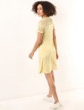 Viscose Mix Lace Patterned Round Neck Dress
