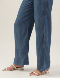 Solid Regular Fit Jeans