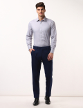 Bi-Stretch Slim Trouser