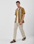 REVERE COLLAR SS BORDER PRINT SHIRT
