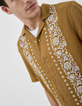 REVERE COLLAR SS BORDER PRINT SHIRT