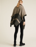 Knitted Striped Faux Fur Collar Poncho