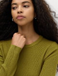 Ribbed Crew Neck Fitted Jumper