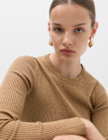 Ribbed Crew Neck Fitted Jumper