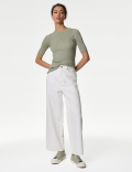 Ribbed Crew Neck Knitted Top