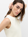 Air-Yarn Crew Neck Knitted Vest