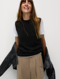 Air-Yarn Crew Neck Tipped Detail Knitted Vest