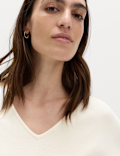 V-Neck Waisted Slim Fit Knitted Top
