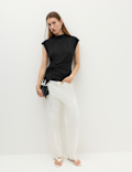 Sleeveless Knot Detail Top