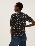 Floral Peter Pan Collar Short Sleeve Top