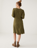 Jersey Floral V-Neck Knee Length Tea Dress