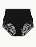 Smoothlines&trade; Firm Control High Leg Shaping knickers