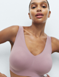 Body Invisibles&trade; V-Neck Crop Top F+