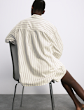 AUTOGRAPH SATEEN STRIPE REVERE SHORTIE