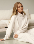 Lounge Jumper