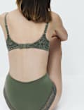 Vollschalen-T-Shirt-BH-Set mit B&uuml;gel und Body Soft&trade; (A&ndash;E)