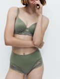 Vollschalen-T-Shirt-BH-Set mit B&uuml;gel und Body Soft&trade; (A&ndash;E)