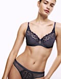 Soutien-gorge Amelia sans armature orné de dentelle, bonnets emboîtants A à E