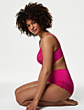 Soutien-gorge en filet à maintien optimal avec armatures, bonnets F à J