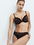 Jasmine Push-up-Plunge-BH mit Bügeln und Spitze im Set (A–E)