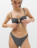 Ensemble maillot de bain bandeau &agrave; carreaux nou&eacute; sur le devant