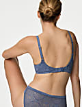 Soutien-gorge invisible &agrave; armatures dot&eacute; de la technologie Body Soft&trade;, bonnets embo&icirc;tants A &agrave; F