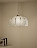 Lustre festonné en tissu à ampoule motif pétales