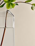 Haut vase angulaire en verre