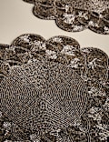 Set of 2 Beaded Scallop Placemats