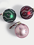 Set van 3 glazen, gekleurde kerstballen met bloemmotief