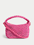 Sac à bandoulière avec poignée en paille tressée sur le dessus