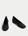Ballerines en cuir à talons plats et motif tressé