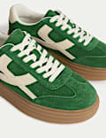 Zapatillas deportivas de ante con plataforma y detalle lateral