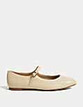 Flache Ballerinas mit eckiger Spitze und Schnalle