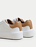 Sepatu Trainer Chunky Bertali