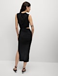 Robe midi près du corps à une manche