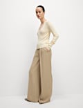 Ribbed V-Neck Knitted Top