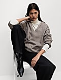 Cloud-Yarn V-Neck Pocket Detail Jumper