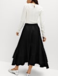 Asymmetrische midi-plooirok