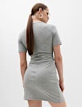 Robe t-shirt mini en jersey ruch&eacute;