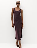 Gaun Slip Midi Satin Leher U Rendah