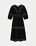 Robe midi 100 % coton brodé à taille ajustée