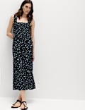 Vestido a media pierna a la cintura estampado de escote cuadrado