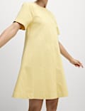 Mini-Kleid im Swing-Stil aus reinem Baumwolldenim