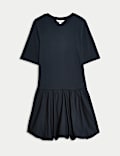 Minikleid aus reiner Baumwolle mit tiefem Taillenbund