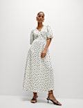 Robe midi &agrave; manches bouffantes et col en V avec imprim&eacute;