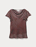 Top à manches volantées, col bénitier et motif pois