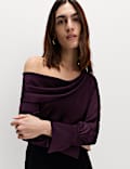 Top en satin à épaules dénudées